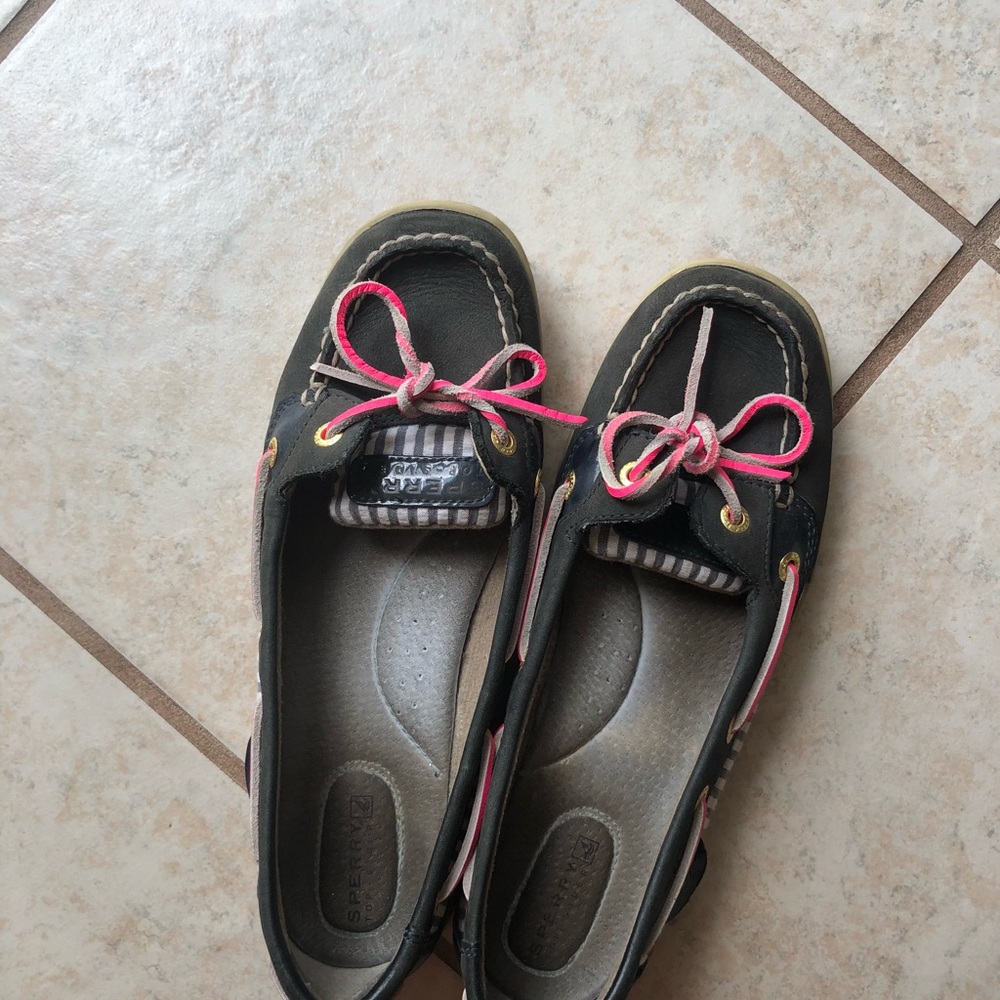Sperrys - Picture 4 of 5